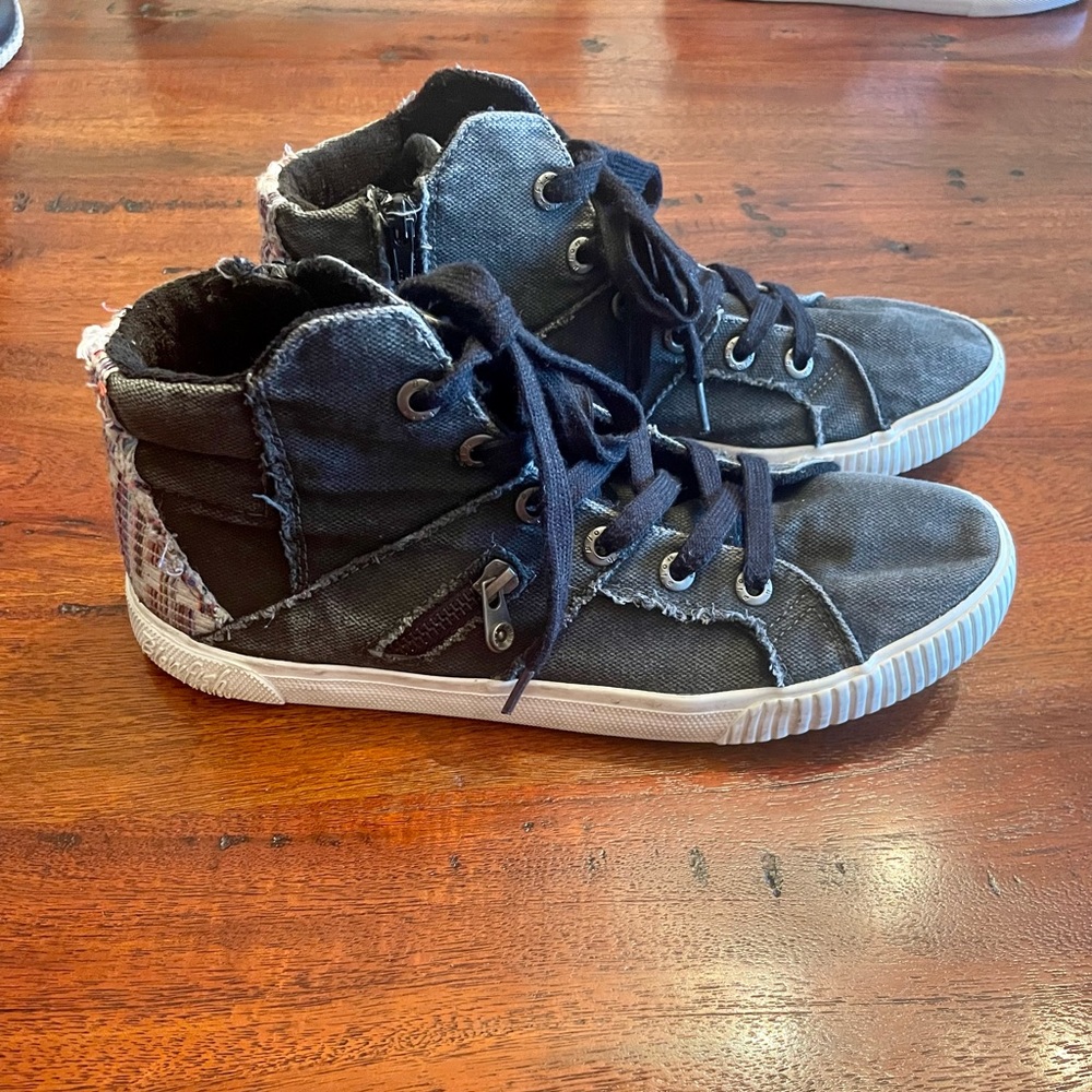 Blowfish Black Hightops size 11